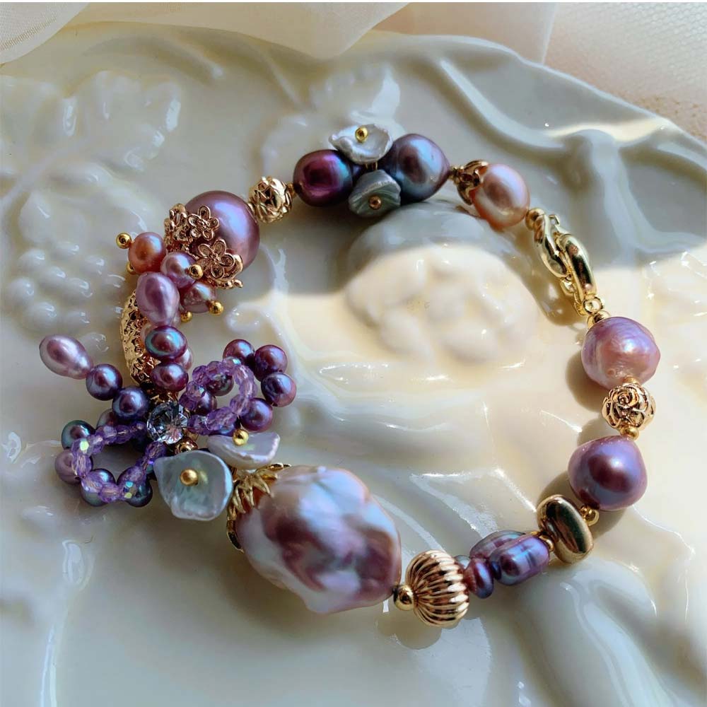 Lila Moon Baroque Pearl Bracelet (1).jpg