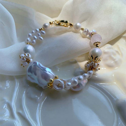 Luna White Baroque Pearl Bracelet (3).jpg