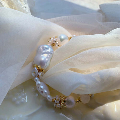 Luna White Baroque Pearl Bracelet (4).jpg